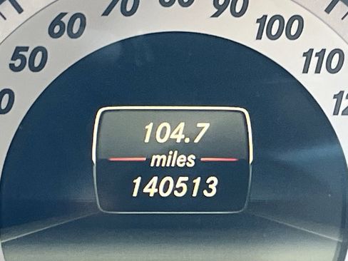 Used 2014 Mercedes-Benz E 350 Sedan image 8