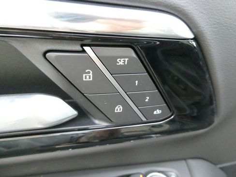 New 2026 Chevrolet Suburban High Country AWD/4WD image 21