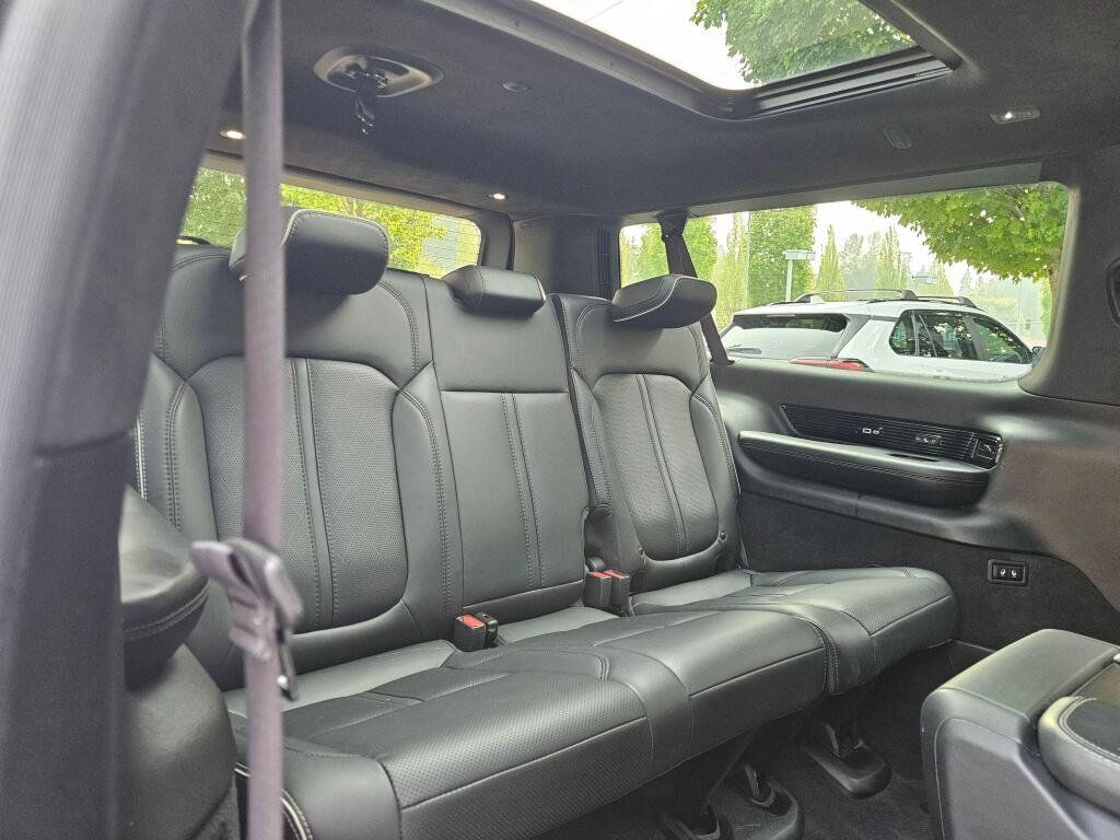 Used 2024 Jeep Grand Wagoneer L Series II w/ Quick Order Packagew 28T AWD/4WD image 13