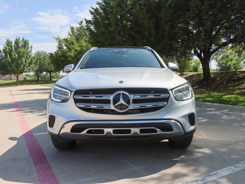 Used 2020 Mercedes-Benz GLC 300 image 2