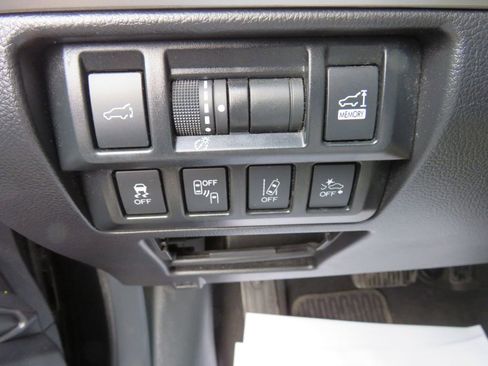 Used 2019 Subaru Outback 2.5i Limited image 25