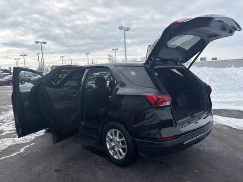 Used 2024 Chevrolet Equinox LT image 15