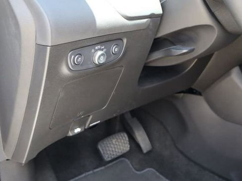 Used 2023 Buick Encore GX Select FWD image 23