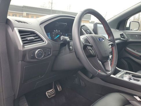 Used 2024 Ford Edge ST-Line image 16