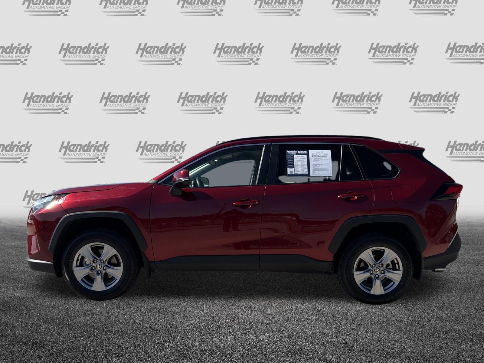 Used 2025 Toyota RAV4 XLE FWD image 8