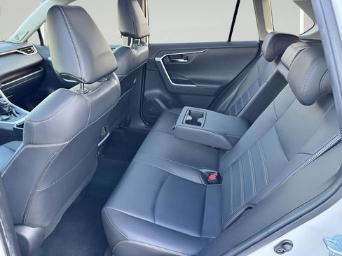Used 2019 Toyota RAV4 Limited w/ Advanced Technology Package AWD/4WD image 30