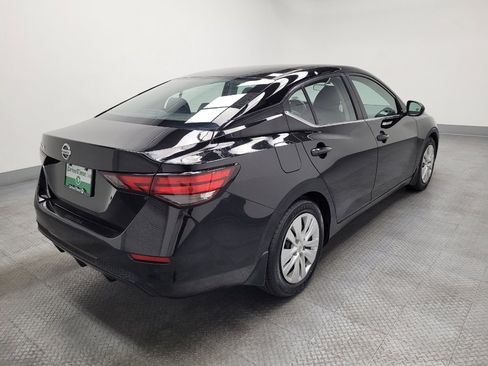 Used 2023 Nissan Sentra S FWD image 9
