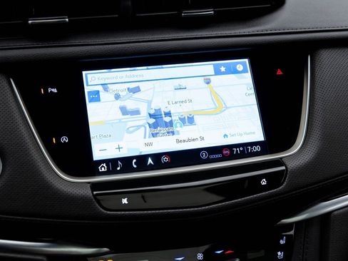 New 2025 Cadillac XT5 Premium Luxury w/ Technology Package image 16