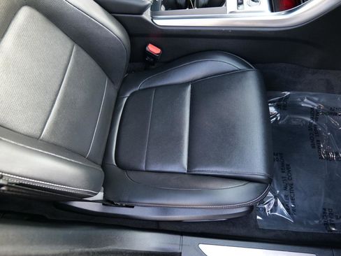 Used 2024 Jaguar XF R-Dynamic SE image 39