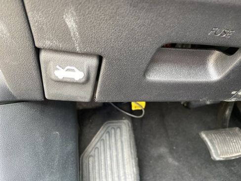 Used 2025 Kia K4 FWD image 46