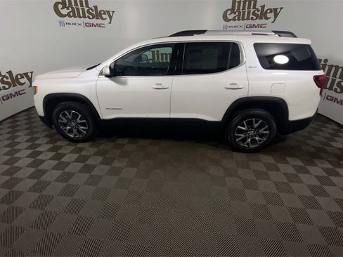 Used 2023 GMC Acadia SLT w/ LPO, Floor Liner Package image 5