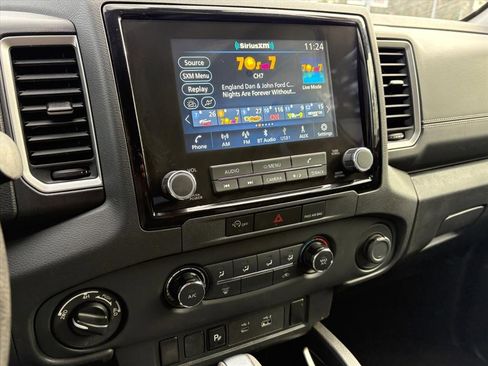 Certified 2024 Nissan Frontier SV w/ Technology Package image 12