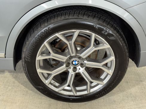Used 2024 BMW X7 xDrive40i AWD/4WD image 39