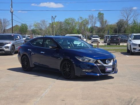 Used 2017 Nissan Maxima 3.5 SV image 3