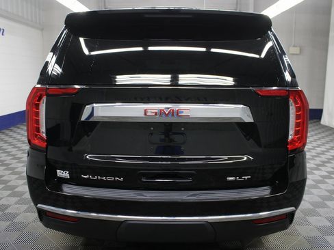 Used 2024 GMC Yukon XL SLT w/ SLT Luxury Package image 38