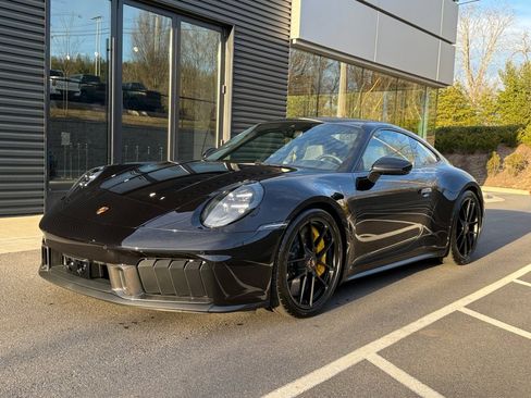 Certified 2026 Porsche 911 Carrera GTS image 1