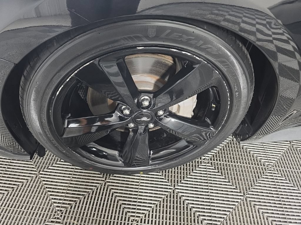 Used 2021 Ford Mustang GT Premium w/ Black Accent Package RWD image 10