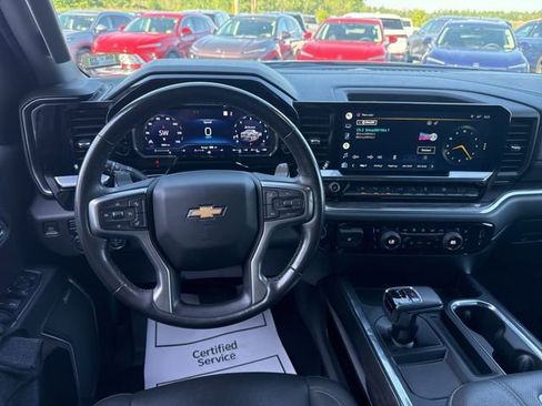 Certified 2022 Chevrolet Silverado 1500 LTZ w/ LTZ Convenience Package II image 19