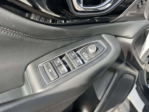 Used 2021 Subaru Outback Limited image 17