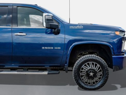 Used 2021 Chevrolet Silverado 3500 High Country image 8