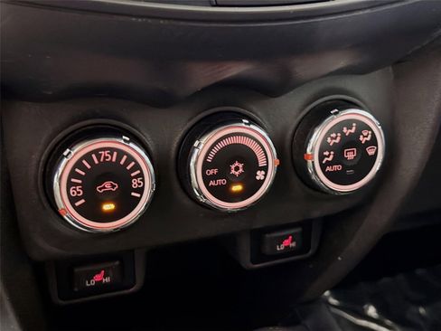 Used 2016 Mitsubishi Outlander Sport SE AWD/4WD image 18