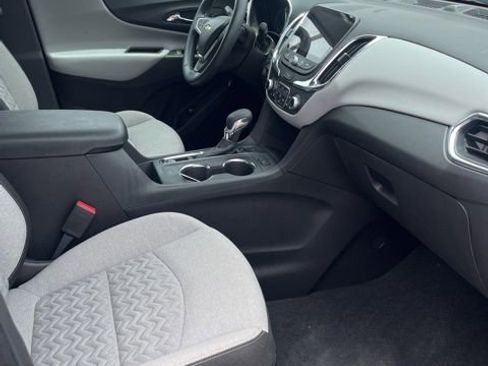 Used 2024 Chevrolet Equinox LT AWD/4WD image 11
