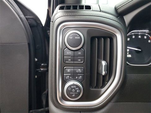 Used 2020 GMC Sierra 1500 SLT w/ SLT Premium Plus Package image 32