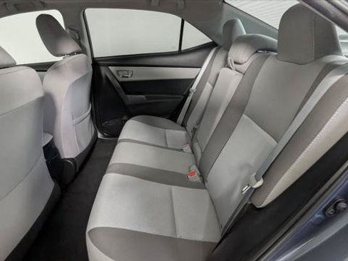 Used 2017 Toyota Corolla LE w/ LE Premium Package w/Moonroof FWD image 18