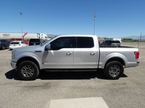 Used 2015 Ford F150 Lariat AWD/4WD image 5