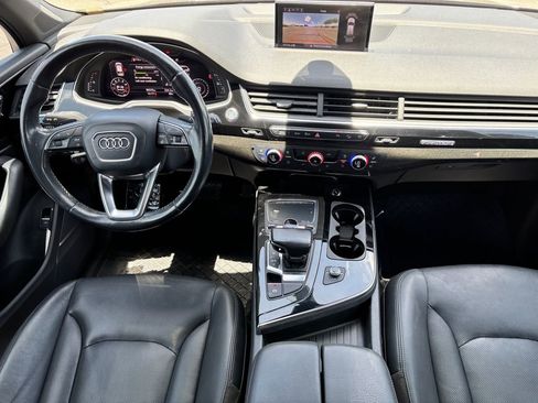 Used 2018 Audi Q7 3.0T Premium Plus w/ Premium Plus Package AWD/4WD image 12