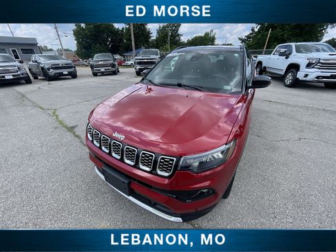 Used 2025 Jeep Compass Limited AWD/4WD image 19