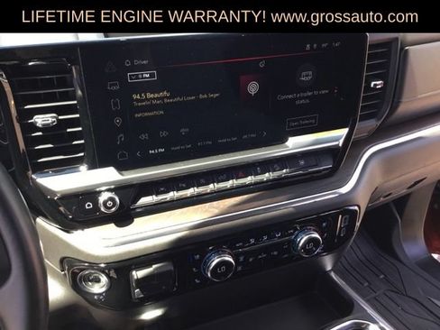 Used 2024 GMC Sierra 1500 SLT w/ SLT Premium Plus Package AWD/4WD image 19