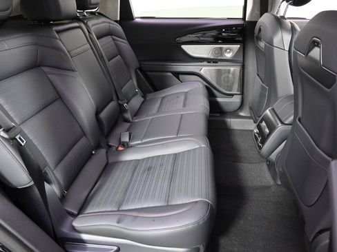 New 2026 Lincoln Nautilus Reserve image 18