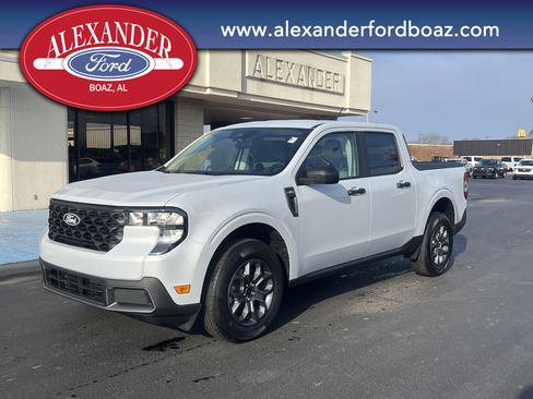 New 2025 Ford Maverick XLT image 1