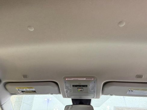 Used 2023 Toyota RAV4 LE image 15