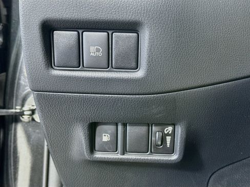 Certified 2021 Toyota C-HR LE FWD image 10