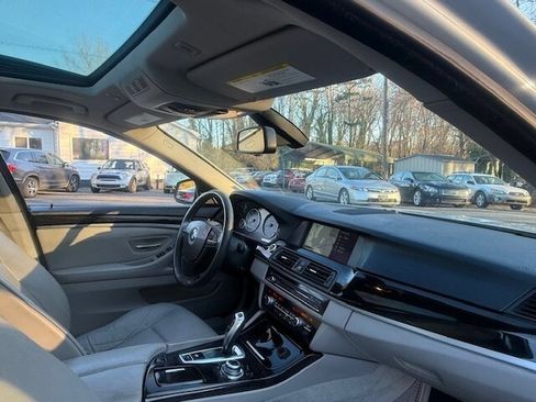 Used 2011 BMW 535i Sedan image 12