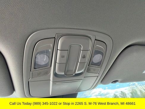 Used 2019 Hyundai Santa Fe SEL AWD/4WD image 25