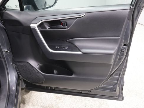 Used 2025 Toyota RAV4 LE AWD/4WD image 22