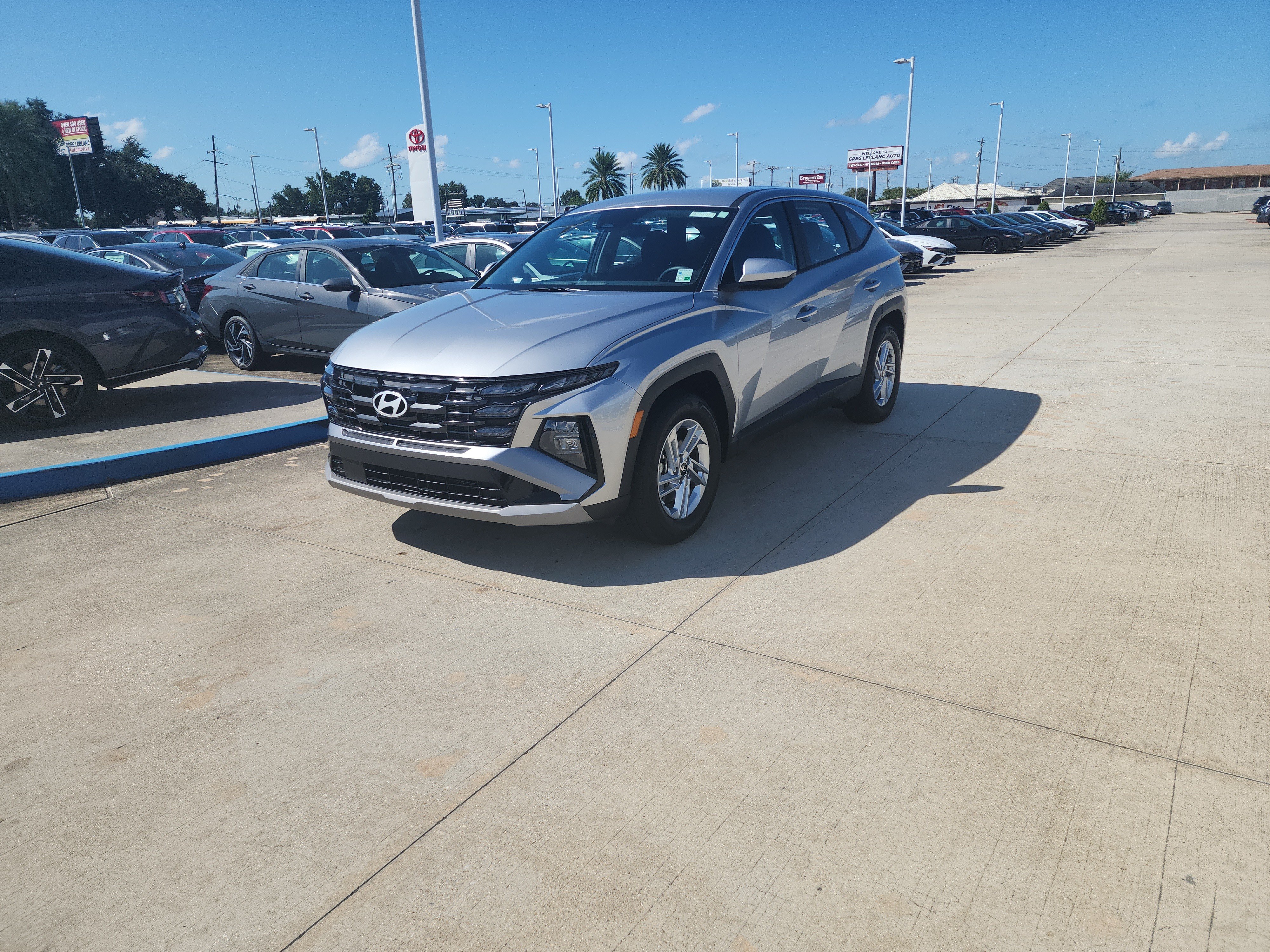 Used 2026 Hyundai Tucson SE FWD image 3