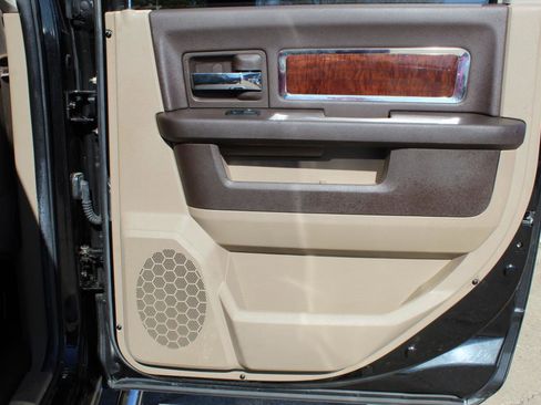 Used 2011 RAM 2500 Laramie w/ HD Snow Plow Prep Group image 17