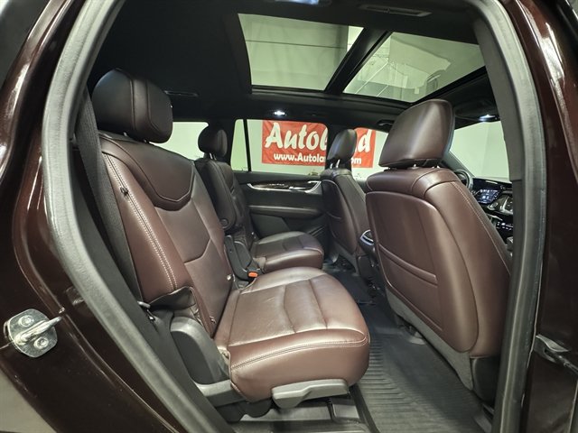 Used 2021 Cadillac XT6 Premium Luxury AWD/4WD image 15