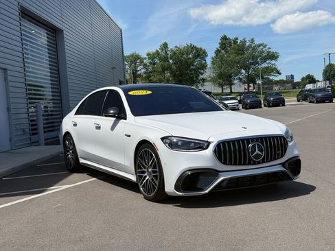 Used 2024 Mercedes-Benz S 63 AMG S w/ Carbon Fiber Exterior Package image 6