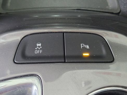 Used 2024 Chevrolet Malibu LT FWD image 27