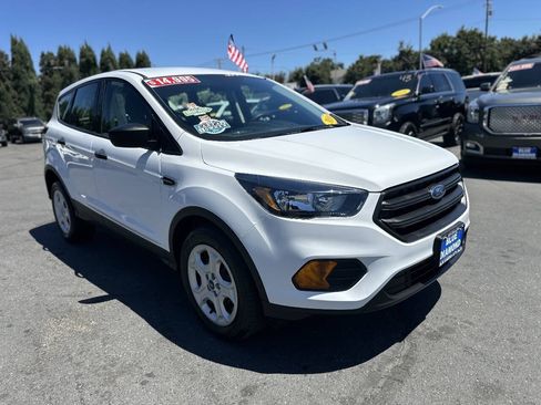 Used 2019 Ford Escape S FWD image 1