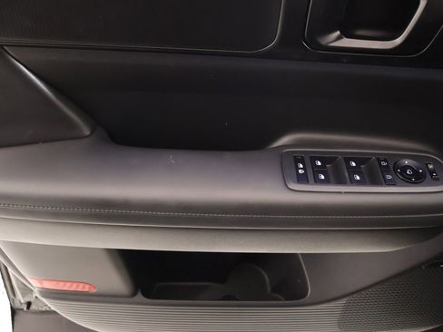 Used 2025 Hyundai Santa Fe Calligraphy image 17