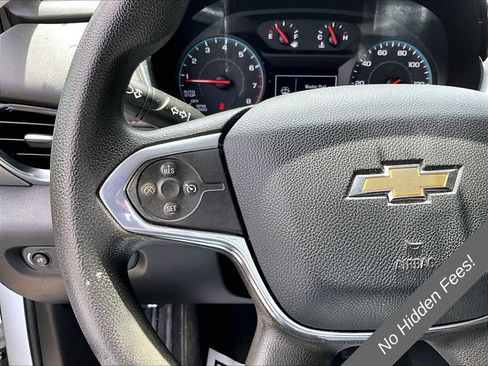 Used 2021 Chevrolet Traverse LS AWD/4WD image 13