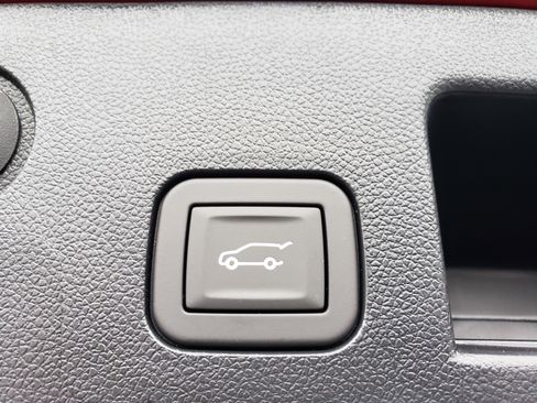 New 2026 Chevrolet Equinox LT w/ Convenience Package II image 12