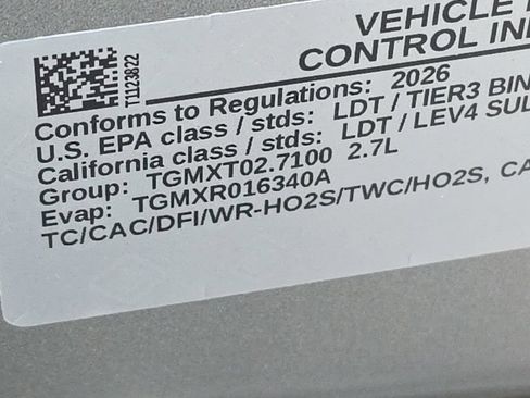 Used 2026 Chevrolet Colorado ZR2 w/ Technology Package AWD/4WD image 11