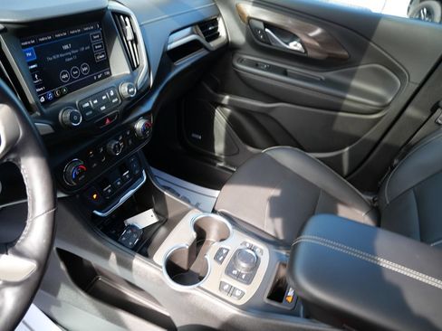 Used 2018 GMC Terrain Denali w/ Advanced Safety Package AWD/4WD image 14